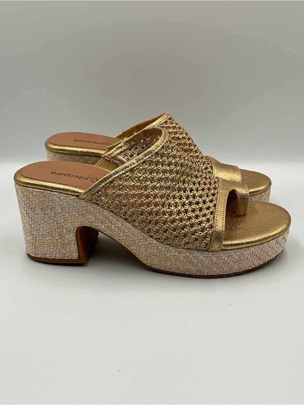 BareTraps Mules Size 8 Metallic Gold Woven Platform Mules